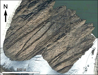 Fig. 23 ‘Extreme’ dyke density of c. 20% is visible on (part of) the nunataq Nunakerlua in the northern border zone of Kangaamiut Sermiat. Location in Fig. 3. Source: Google Earth.