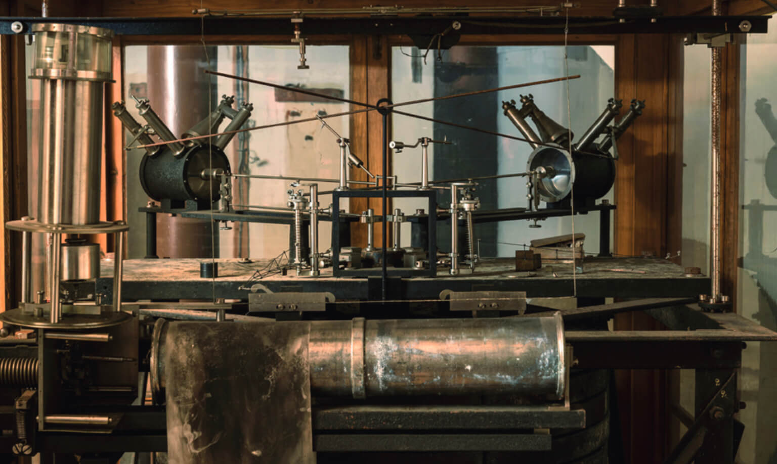 Old seismograph equipment